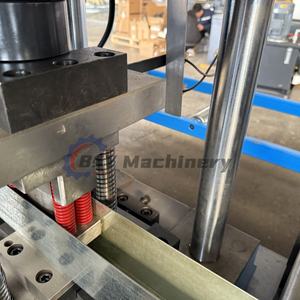 U-Profil-Formmaschine für U-Profilen, U-Profil-Kaltwalzformmaschine - Product Image 3