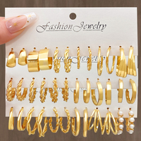 KISSWIFE Juego de Aretes de Aro Colgantes con Perlas en Color Dorado, Aretes Grandes de Metal con Círculo Hueco para Mujer, Joyería de Moda Chapada en Oro