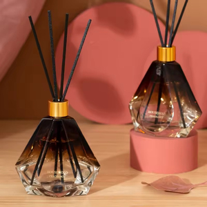 AIKUN 100ml Sophisticated Gift Boxed Personalized Classic Deodorize Aromatherapy <strong>Diffuser</strong> Indoor Daily Fresh Air Reed <strong>Diffuser</strong> - Product Image 1