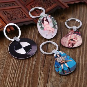 Vente en gros de porte-clés en bois MDF en forme de cœur vierges de haute qualité pour impression par sublimation DIY pour la décoration - Product Image 3