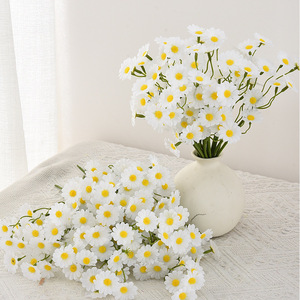 <b>Artificial</b> Daisies <b>Bouquet</b> Silk Flowers High Simulation For Home Wedding Decor Spring Outdoor Props - Product Image 2