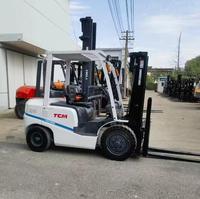 Chariot élévateur diesel d'occasion TCM 3 tonnes avec déplaceur latéral, chariot élévateur japonais de haute qualité en stock