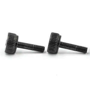 Vis de machine à verrouillage durable en acier au carbone noirci, à tête fraisée moletée, à embase cruciforme, à tige à pas variable et à moitié filetée - Product Image 3