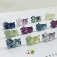 Figurines de dragon sculptées en cristal de fluorite arc-en-ciel naturel miniature, vente en gros, pour cadeau