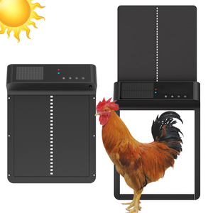 2024 plus récent contrôle de l'application à énergie solaire poulailler porte écran LCD fonction Anti-pincement Cages pour animaux de compagnie et maisons produit - Product Image 2