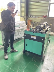 Máquina de rodillo de rosca de barra de refuerzo automática CNC eléctrica de 16-40mm Longitud de roscado de 300mm Tornillo Barra de acero Máquina de laminación de rosca - Product Image 3