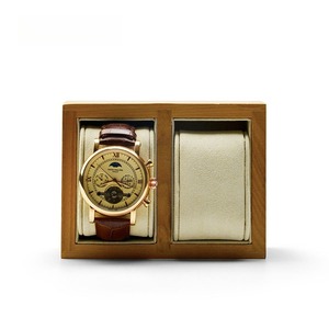 Caja de exhibición de relojes personalizada, nueva, de madera maciza con almohada de microfibra, soporte de exhibición para relojes de pareja - Product Image 3