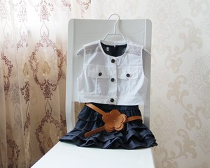 Conjuntos de Ropa para Niños al por Mayor, 2 Piezas, Jeans Casuales, Vestido sin Mangas con Cinturón de Flores y Abrigo para Niñas, de China - Product Image 3