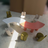 Ensemble de meubles Montessori en bois personnalisés, modernes, sûrs et durables pour la maternelle, table et chaises en forme de S pour chambre d'enfant, salon