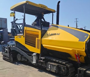 Nouvelle machine à pavage d'asphalte d'occasion BOMAG BF800C allemande, faible nombre d'heures, système hydraulique complet, pompe 800t/h, capacité 300mm - Product Image 3
