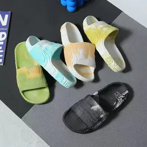Nuevas zapatillas deslizantes de suela blanda unisex de PVC coloridas para deporte personalizado para exteriores para mujeres, damas y hombres