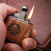 Kérosène Briquet Unique Cool Métal Essence Cigarette Encendedor Creative Essence Huile Briquets Gadgets pour Hommes