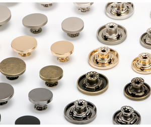 Bottoni in Metallo Dorato Anticato da 9MM, 10MM, 12MM, 14MM, 15MM, Rotondi, Lisci, in Ottone, con Chiusura a Un'Uncinetto, per Jeans - Product Image 2