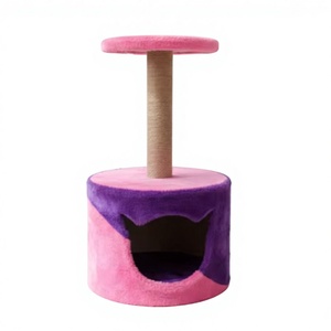 Griffoir pour chats Amistar Berry House de haute qualité, adapté à toutes les races et tailles de chats. - Product Image 1