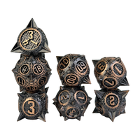 Ensemble de dés en métal écologiques durables avec logo personnalisé, vente en gros, 7 pièces, dés polyédriques à angle droit pour les jeux de rôle et les jeux de société