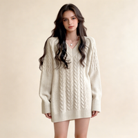 Pull tricoté ample à col en V pour femme, style coréen décontracté, à rayures torsadées, avec logo frontal - Collection Automne Hiver