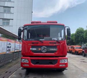 Nieuw Schuim Brandweerwagen Watertank Met <3000l Capaciteit 20M Werkhoogte Voor Brandbestrijding In Fabrieken Mijnen Bossen Havens En Werven - Product Image 5