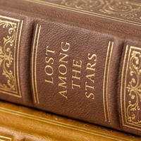 Impression de livres personnalisés en couleur pleine page avec couverture rigide et bords dorés, fabrication directe d'usine