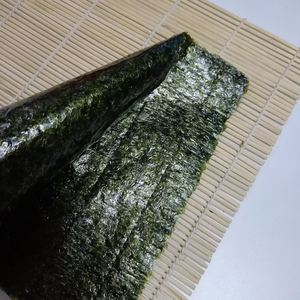 100 Sheets <strong>Yaki</strong> <strong>Sushi</strong> <strong>Nori</strong> Factory Roasted <strong>Nori</strong> Seaweed for Asian Foods Restaurant - Product Image 4