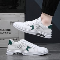 Chaussures de skate basses blanches pour hommes, à lacets, motif graffiti étoile verte, chaussures décontractées légères pour la marche quotidienne