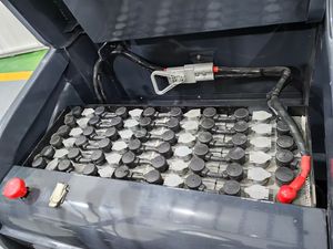 HSLLIFT 2025 nuova condizione <span class=keywords><strong>2.5Ton</strong></span> carrello elevatore elettrico batteria al litio 4 ruote 3M personalizzazione Non Standard alimentato transpallet - Product Image 3