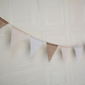 12PCS Gradient Yellow Linen Triangle Bunting Flags für Hochzeits dekorationen Hängende Girlanden im westlichen Stil Geburtstags feier Banner - Product Image 3
