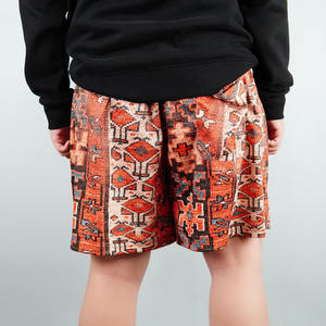 Pantalones cortos de malla elástica personalizados para gimnasio y baloncesto con estampado completo, ropa de calle, pantalones cortos de malla con cordón elástico al por mayor - Product Image 2