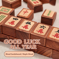 Kit de Mahjong Premium en Bois de Hêtre Massif avec Incrustations en Bois de Santal Rouge pour Divertissement Familial en Intérieur