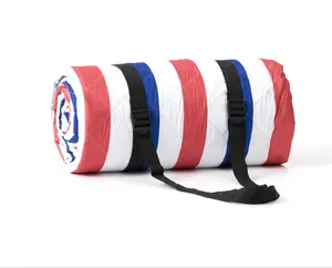 Wholesale Of New Materials Thermal Insulation Comfy Picnic Mat Convenient Carry Custom Design Waterproof Picnic Mat Easy Band