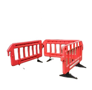 Barrière de sécurité pour piétons Pieds en caoutchouc Contrôle des foules sur route rouge Plastique réfléchissant Sécurité Barrière réfléchissante - Product Image 6