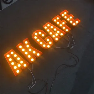 工厂价格发光二极管金属字母带灯泡大站立发光字母标志引人注目的装饰