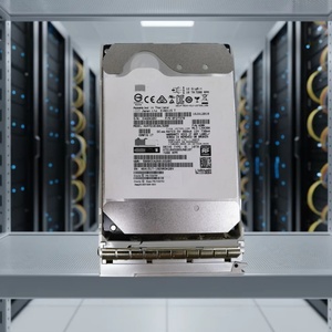 Disque dur SAS 10 To 12 Gb/s 3,5 pouces pour serveur d'entreprise ZS3-2 X7-2 7332759 7332753 0F27370 - Product Image 1