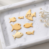 Accessoires de bijoux DIY en forme de créature marine plaqués or 18 carats, pendentifs mignons en acier inoxydable, pendentif en forme de poisson