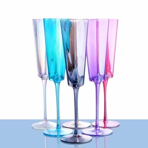 Verres <span class=keywords><strong>à</strong></span> <span class=keywords><strong>champagne</strong></span> <span class=keywords><strong>pas</strong></span> chers en forme de cœur, verres hauts pour <span class=keywords><strong>champagne</strong></span> et flûtes, design classique pour mariages - Product Image 5