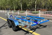 Remorque de bateau en aluminium de 22 pieds fabriquée en usine Remorque de bateau en aluminium robuste avec double essieu