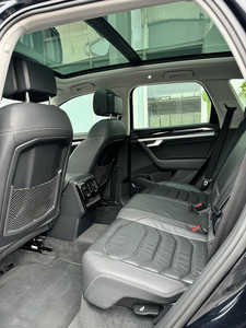 Auto Usado de <span class=keywords><strong>Segunda</strong></span> <span class=keywords><strong>Mano</strong></span> Volkswagen 2022 3.0TSI Edición Elegance con Paquete Deportivo Negro SUV - Product Image 6