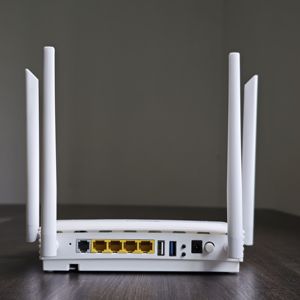 ONT FTTH ONU double bande ZC-530NX6 4GE+1POTS+2USB+AX3000 WiFi6+Mesh Haute qualité - Product Image 1