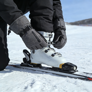 Guantes de Esquí Grises Calefactables, Impermeables, Resistentes al Viento, con Aislamiento Térmico, Bolsillo con Cremallera, Muñequera Ajustable, Compatibles con Pantalla Táctil - Product Image 3