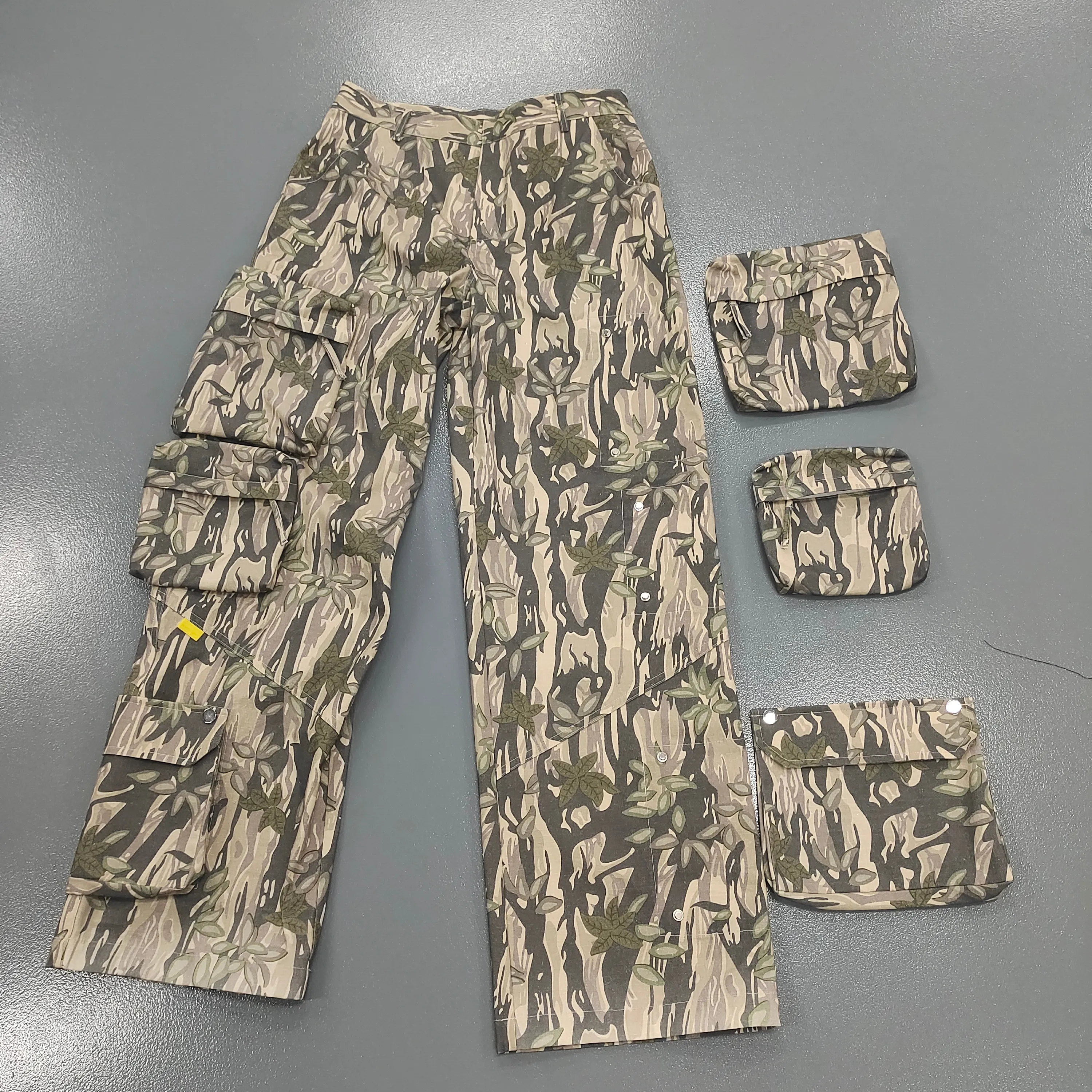 Oem Camouflage Casual Baggy Cargo Broek Stevige Ripstop Streetwear Mode Camo Broek Met Zakken Broek Met Rechte Pijpen Voor Man