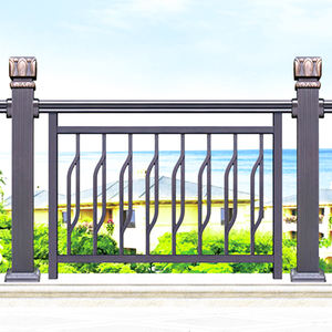 Pannello a Doghe in Composito Legno-Plastica WPC per Recinzione Privacy di Giardini e Balconi, con Telaio in Lega di Alluminio e Pali Metallici - Product Image 5