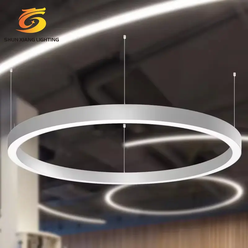 Lustre circulaire suspendu pour le bureau et le restaurant pour la décoration de la maison Lustre LED avec anneau moderne de luxe