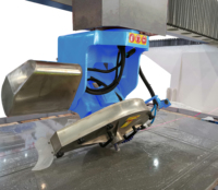 Máquina de Corte de Piedra CNC HUALONG de 5 Ejes con Software Italiano 825, Sierra de Puente con Mesa de Contrapunto para Cortar Mármol y Azulejos