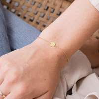 Bracelets minimalistes EManco pour femmes 2025 en acier inoxydable 316L, délicats, avec pendentif disque de 6 mm et breloques rondes martelées