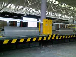 Rampa de Carga Manual Retráctil Resistente TM PEDANE-TR90A-W1650xL900MM-Riel de 3000mm-Aleación de Aluminio-6000kg - Product Image 5