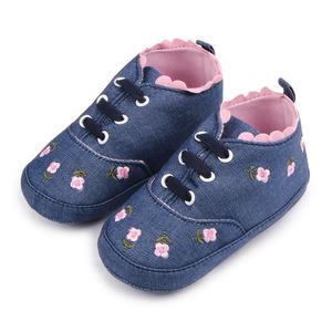 Bellissime <span class=keywords><strong>Scarpe</strong></span> per Neonata e <span class=keywords><strong>Bambina</strong></span> con Design Ricamato a Fiori 2025 - Product Image 4