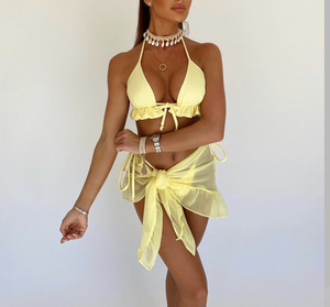 Ensemble bikini 3 pièces pour femme, uni, à volants, dos nu, avec jupe de plage en maille, maillot de bain - Product Image 1