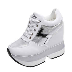 Xuanhui Nouvelles Baskets de Sport Décontractées à Lacets pour Femme, Plateforme <span class=keywords><strong>Compensée</strong></span> Épaisse et Confortable pour un Gain de Hauteur - Product Image 5