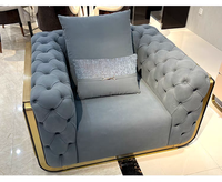 Canapé en cuir capitonné de style italien Furnistyle, design de luxe léger, pour projet de personnalisation, salons de villa, ensemble de canapés