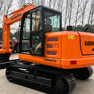 รถขุดไฮดรอลิกแบบตีนตะขาบ CDM6075 แรงขับสูง พร้อมอุปกรณ์เสริมที่แข็งแรงทนทานสำหรับงานเจาะหินและงานกัดกร่อนพื้นแข็ง - Product Image 3