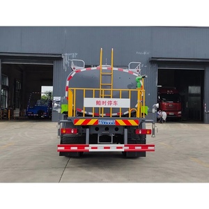 รถบรรทุกจ่ายน้ำ Dongfeng 4X2 15CBM สำหรับงานสุขาภิบาลในเมืองและจ่ายน้ำฉุกเฉิน จัดส่งรวดเร็ว - Product Image 6